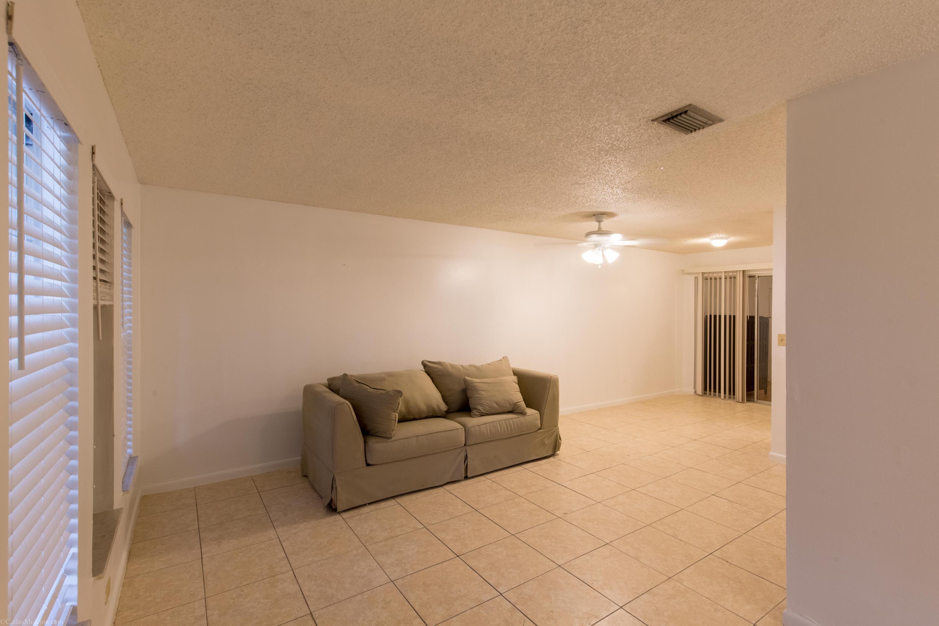1348 Riverside Circle — Photo 2