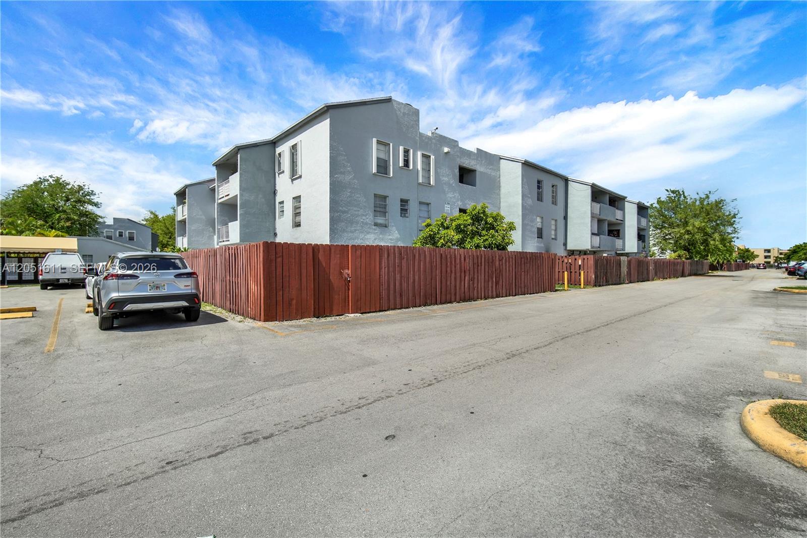1755 W 60th St # D204, Hialeah FL 33012