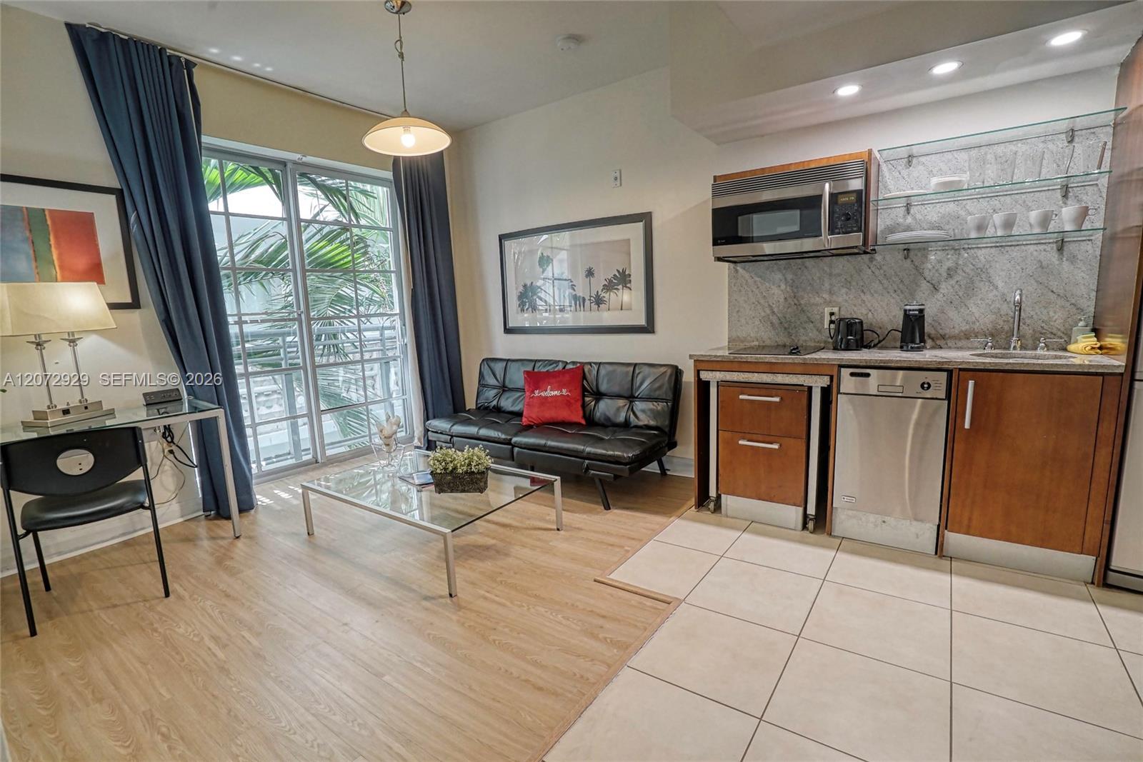 1036 Ocean Dr # B202 — Photo 2