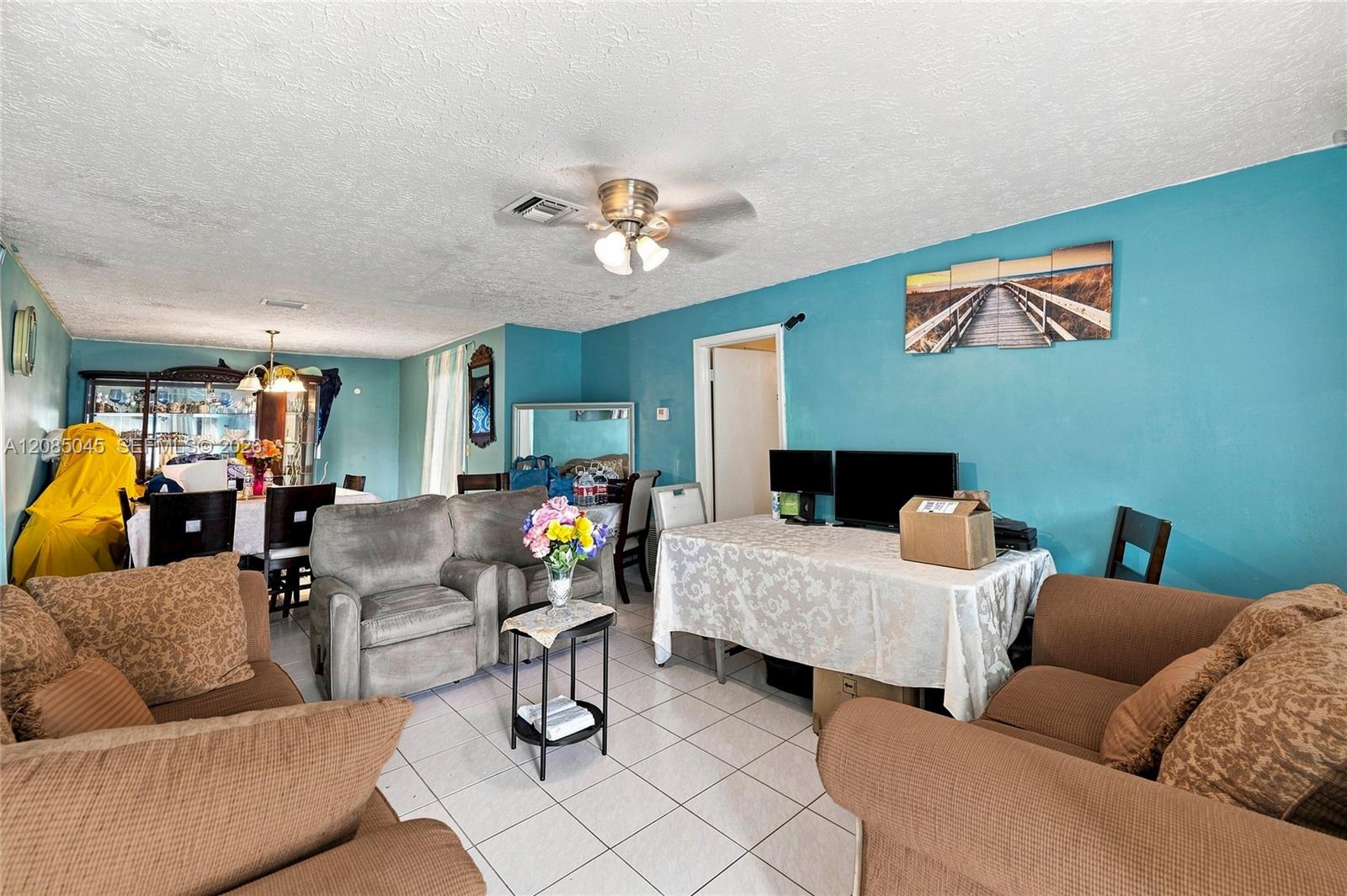 2622 NW 24th Ct — Photo 3
