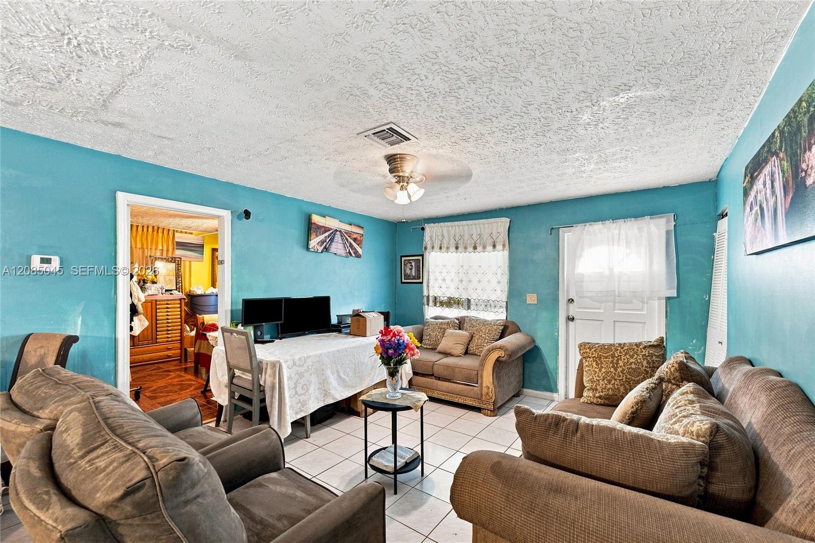 2622 NW 24th Ct — Photo 5