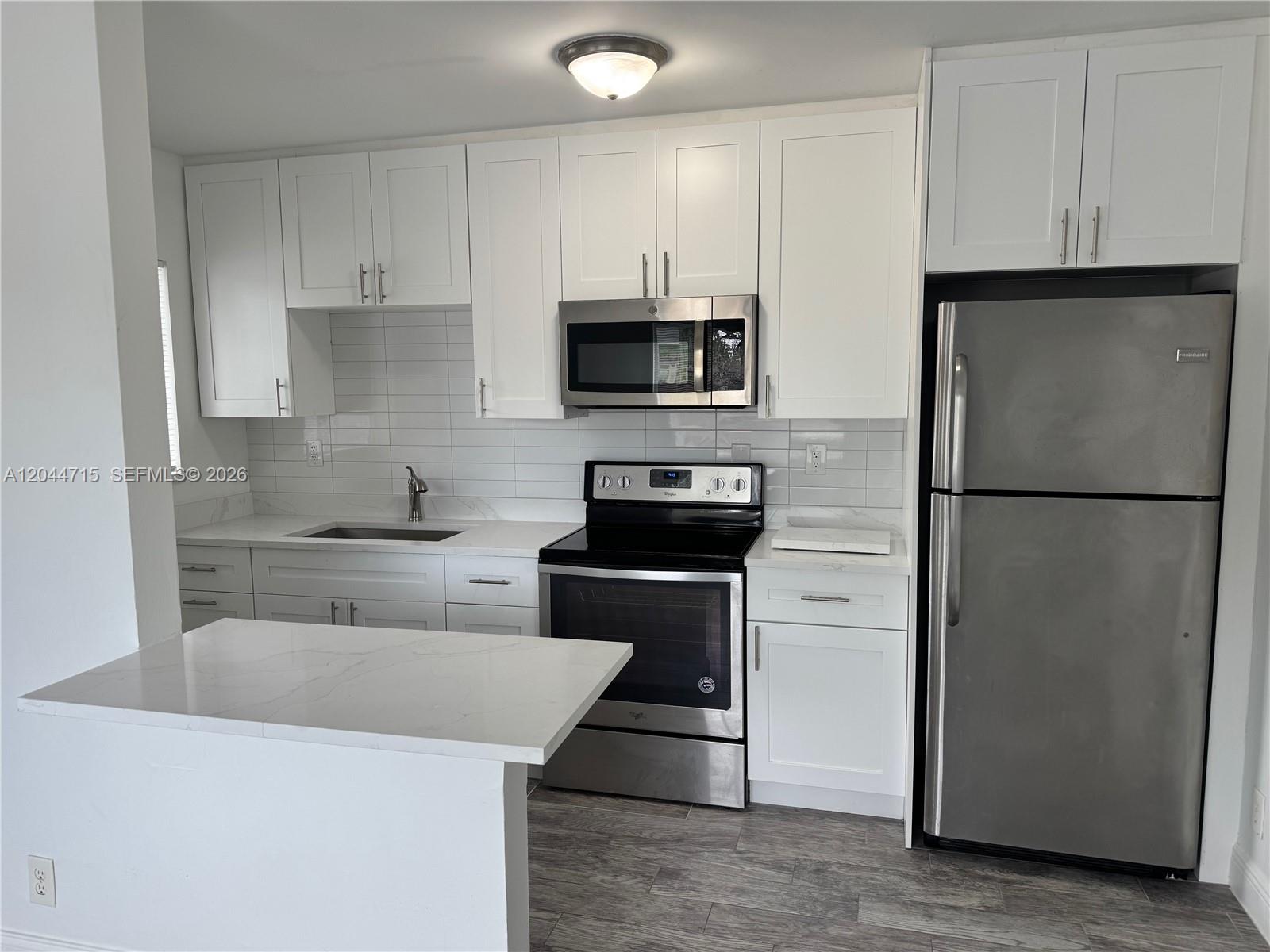 495 NW 43rd Ct # 1, Oakland Park FL 33309