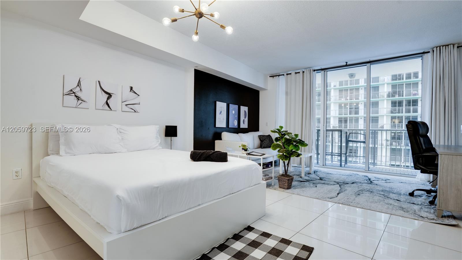 1750 N Bayshore # 2507, Miami FL 33132