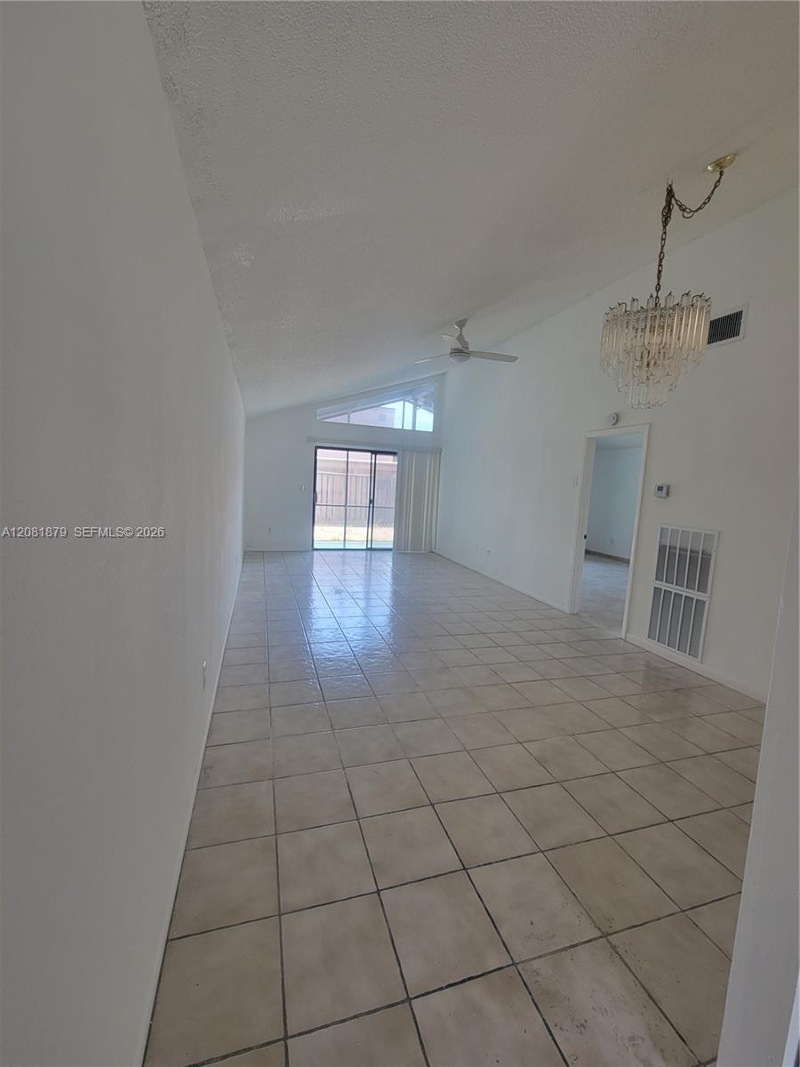 1724 NW 73rd Ave # 57 — Photo 2