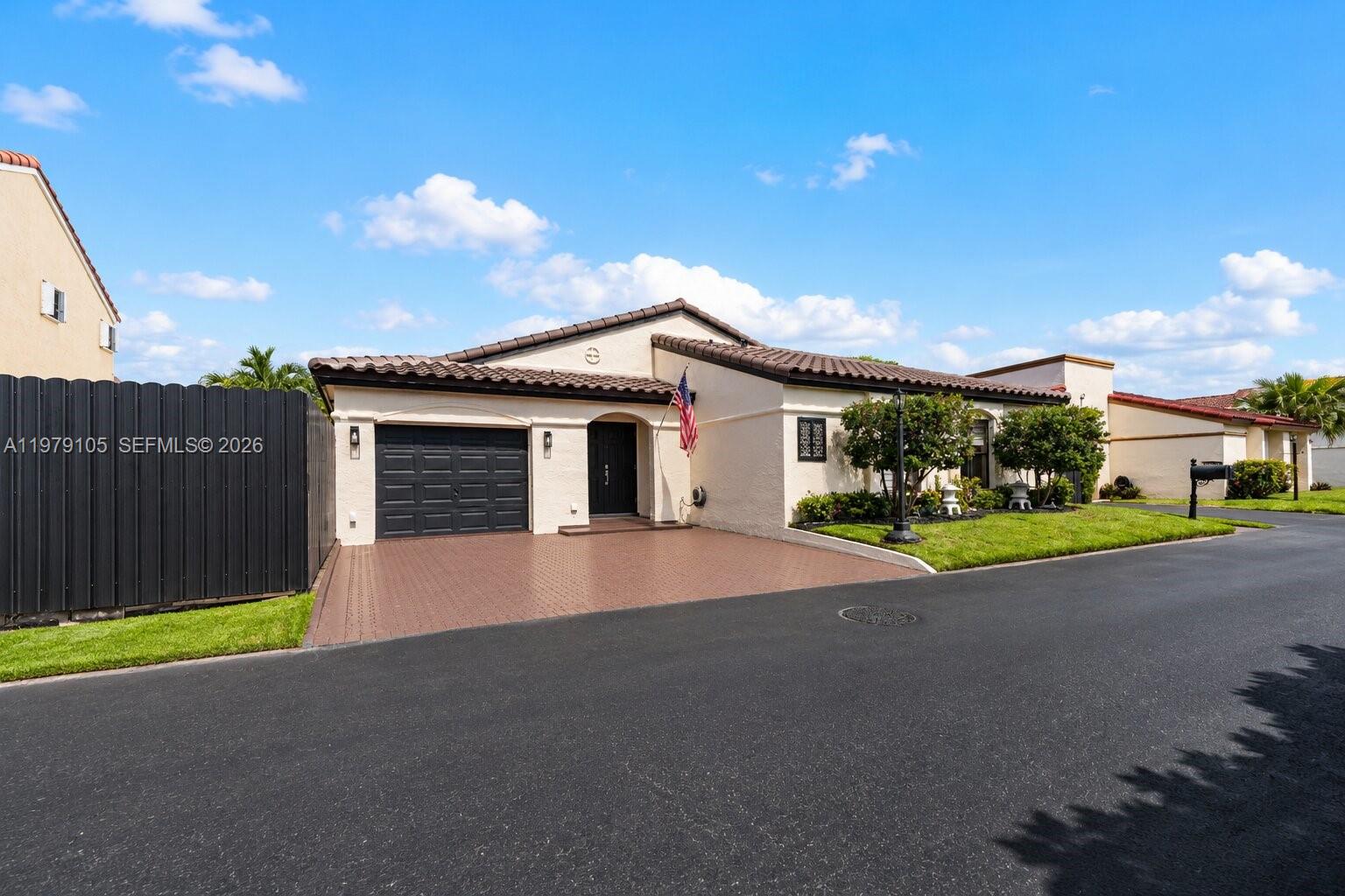 536 SW 88th Ct, Miami FL 33174