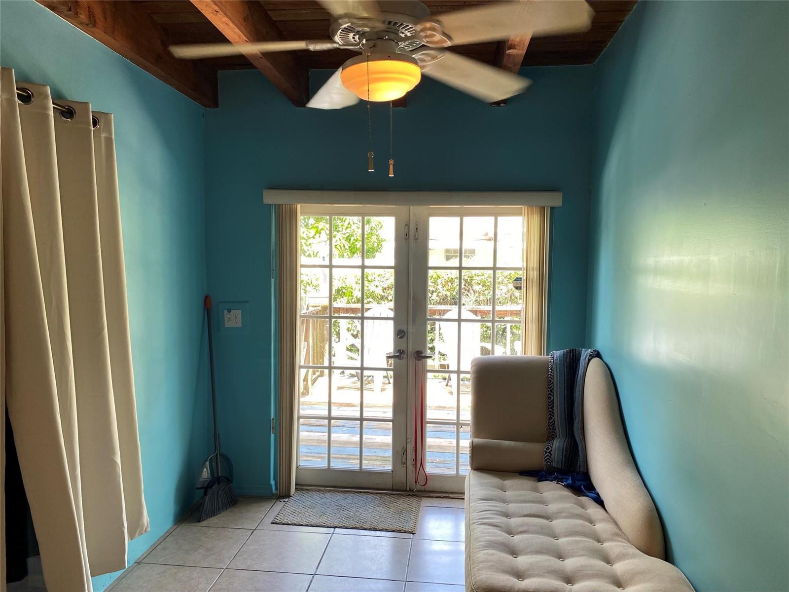 6901 SW 6TH Street, Pembroke Pines FL 33023