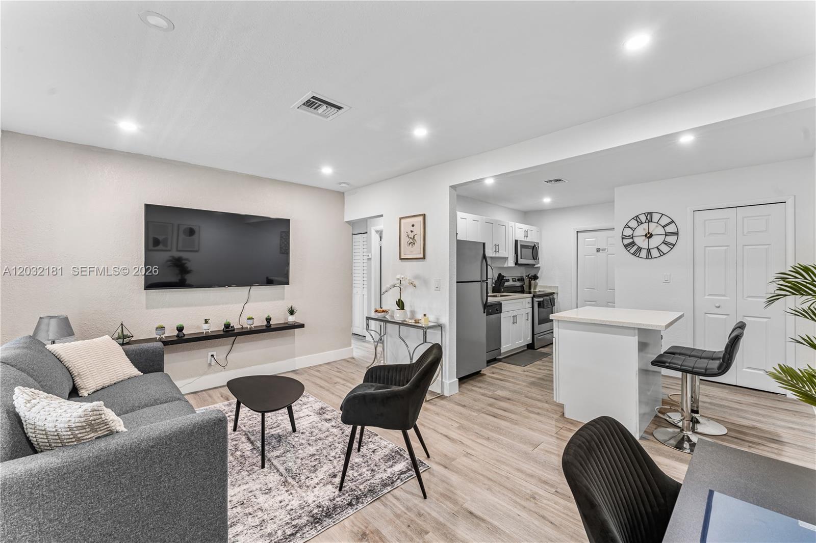 1521 NE 118th Ter # 1, Miami FL 33161