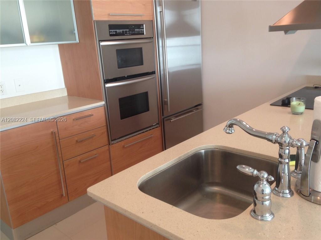 218 SE 14th St # 2108 — Photo 5