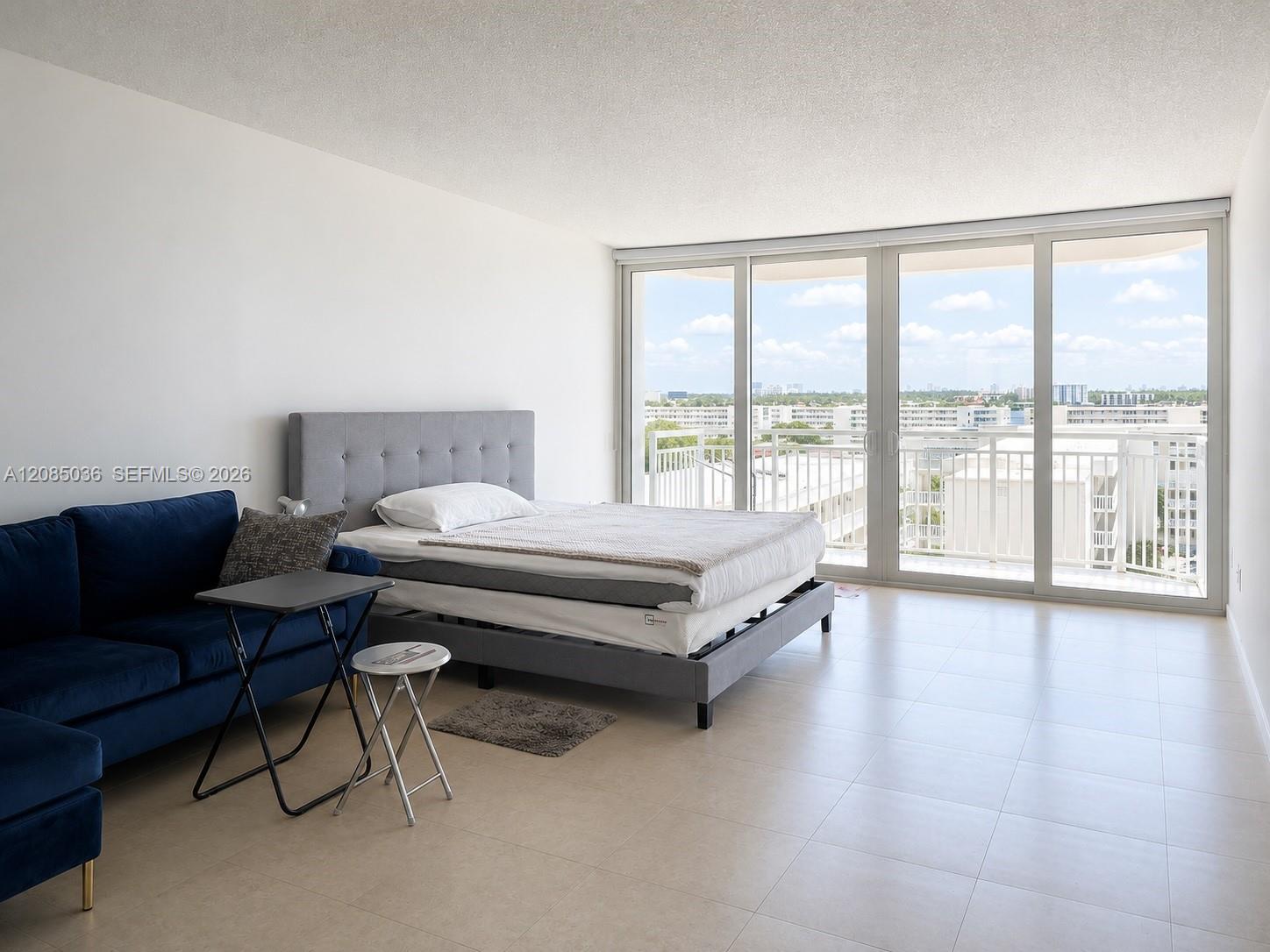 18041 Biscayne Blvd # 803 — Photo 2