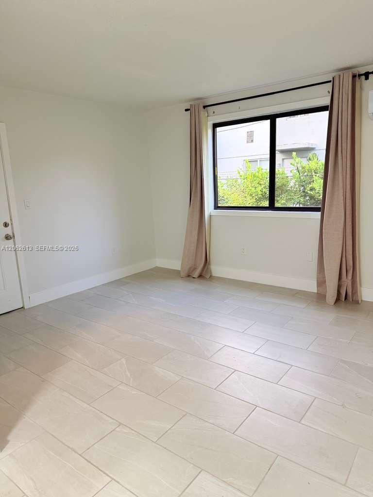 310 NE 78th St # 3, Miami FL 33138