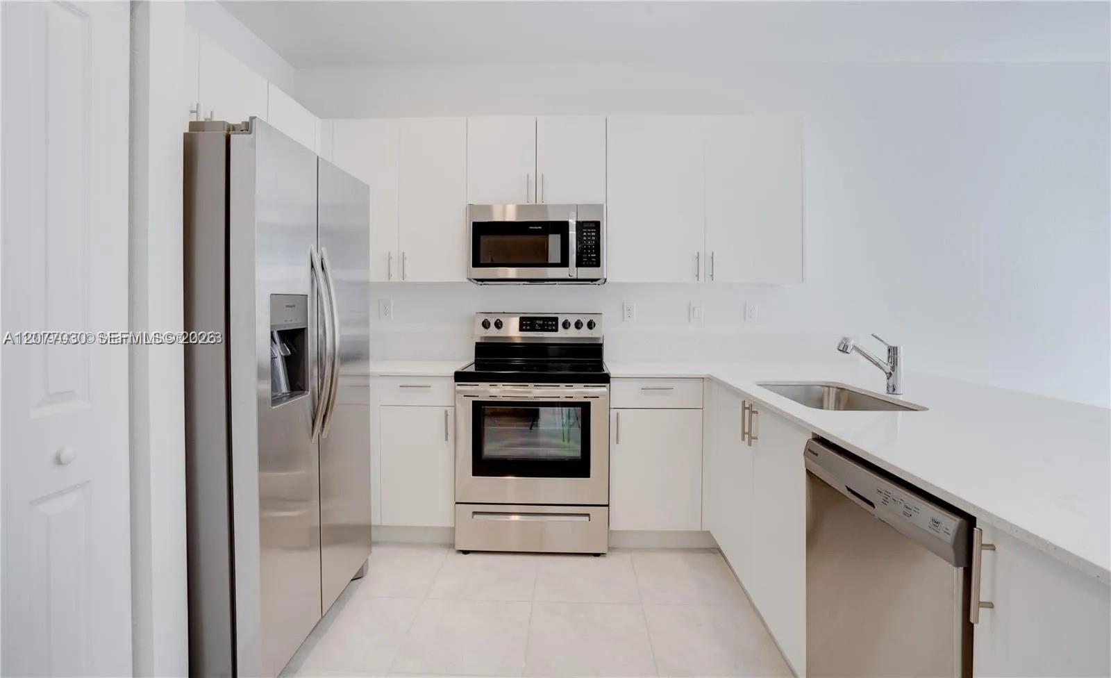 23220 SW 131st Ct — Photo 3