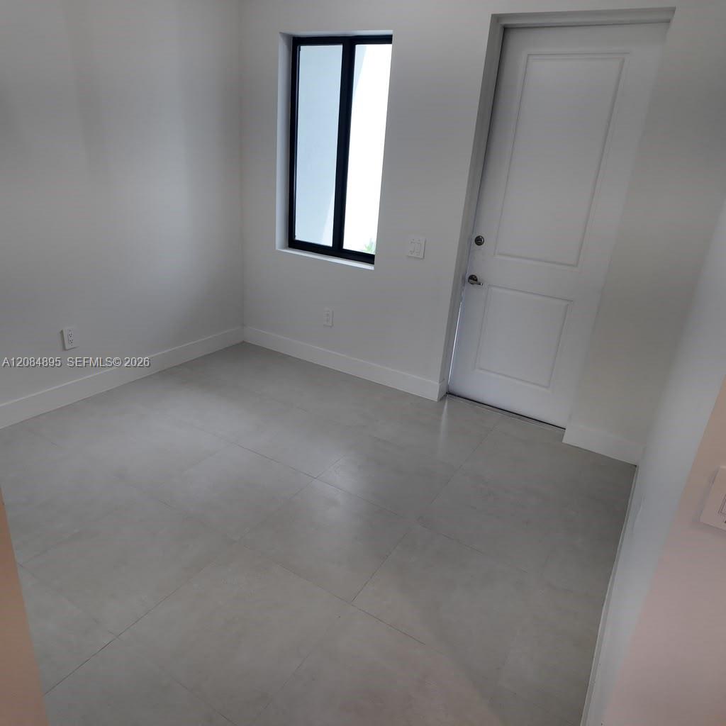19111 SW 344th Ter — Photo 2