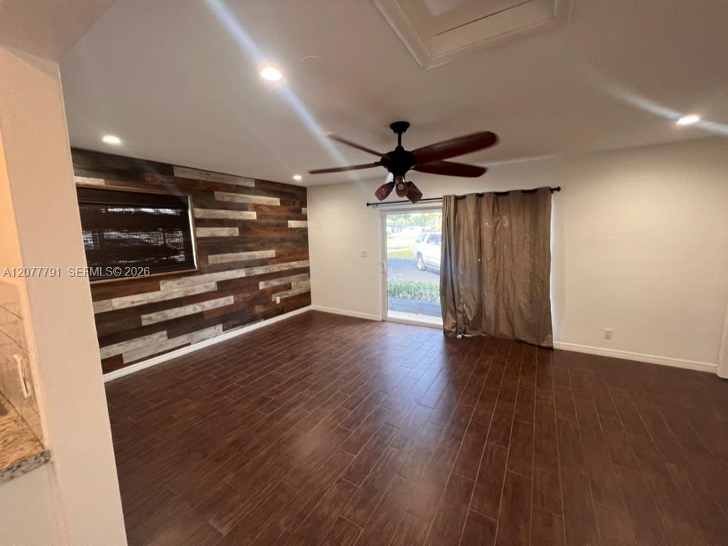 4912 Van Buren St # B — Photo 4