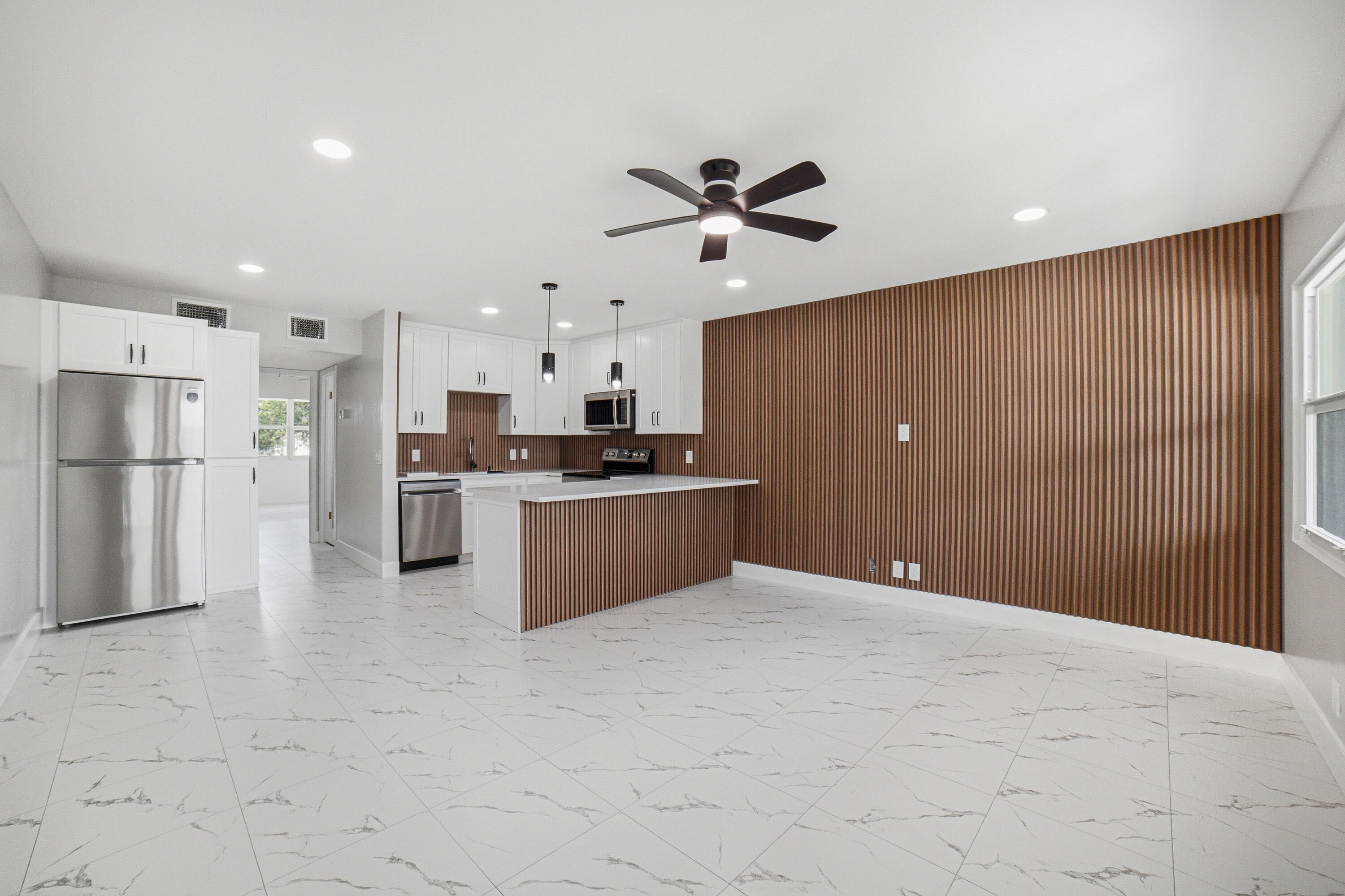 350 Farnham Q # 350, Deerfield Beach FL 33442