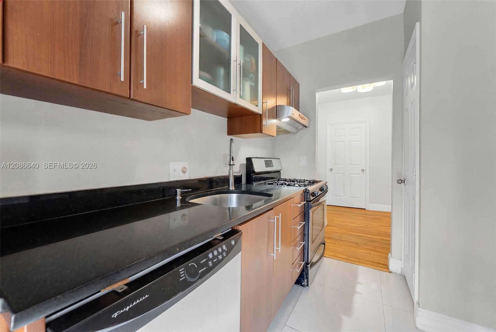 320 85th St # 15 — Photo 5