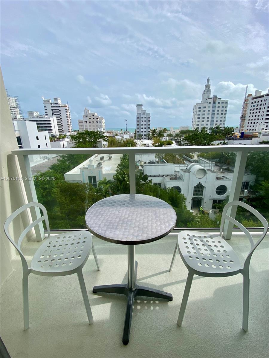1750 James Ave # 7D — Photo 2