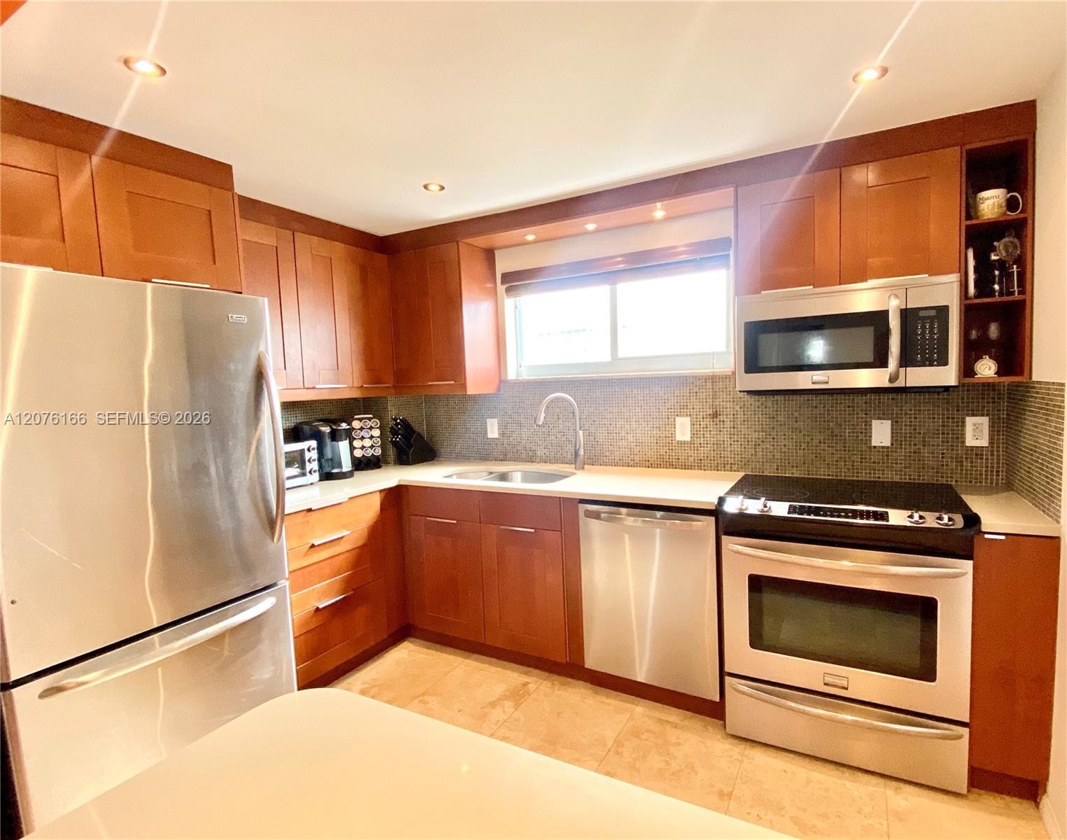 1750 James Ave # 7D — Photo 4