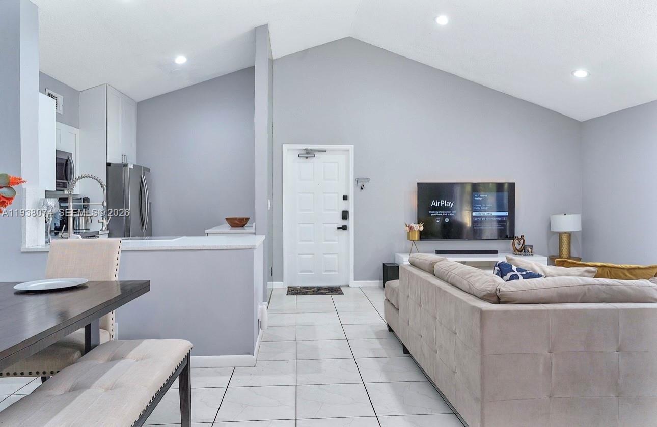 3001 N Oakland Forest Dr # 301 — Photo 5