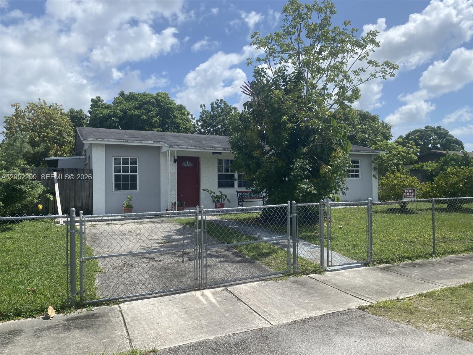 15061 SW 299th St, Homestead FL 33033