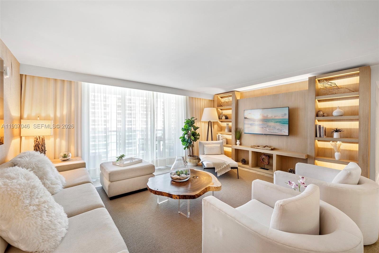 102 24th St # 1207, Miami Beach FL 33139