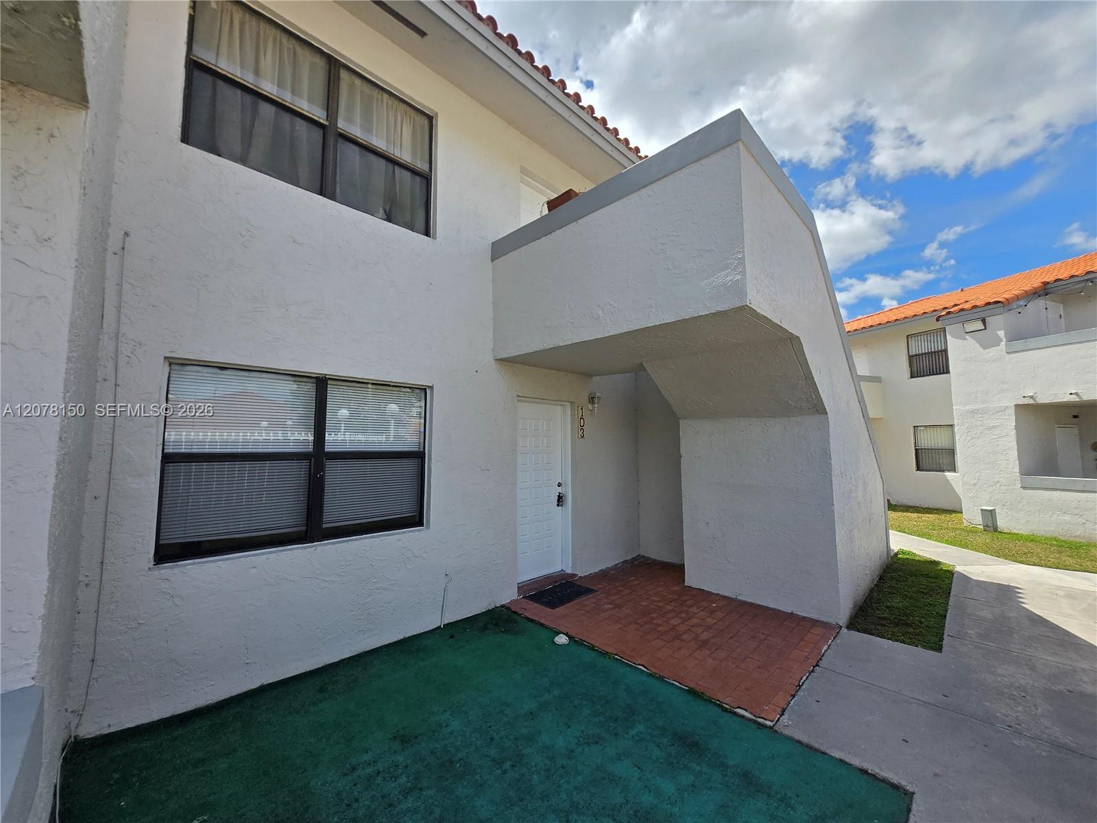 14835 SW 80th St # 6 — Photo 2
