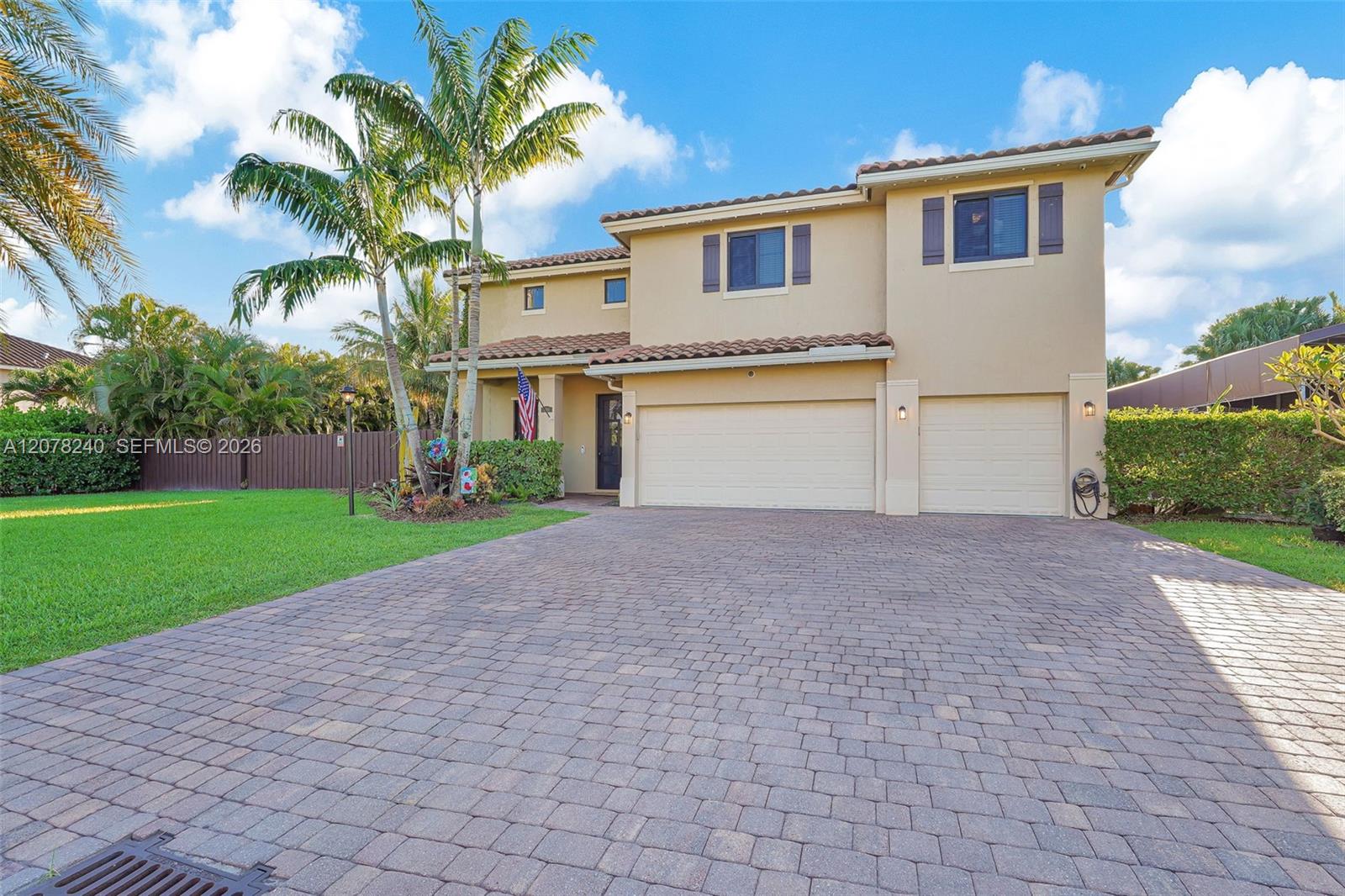 2150 NW 16th Pl — Photo 4