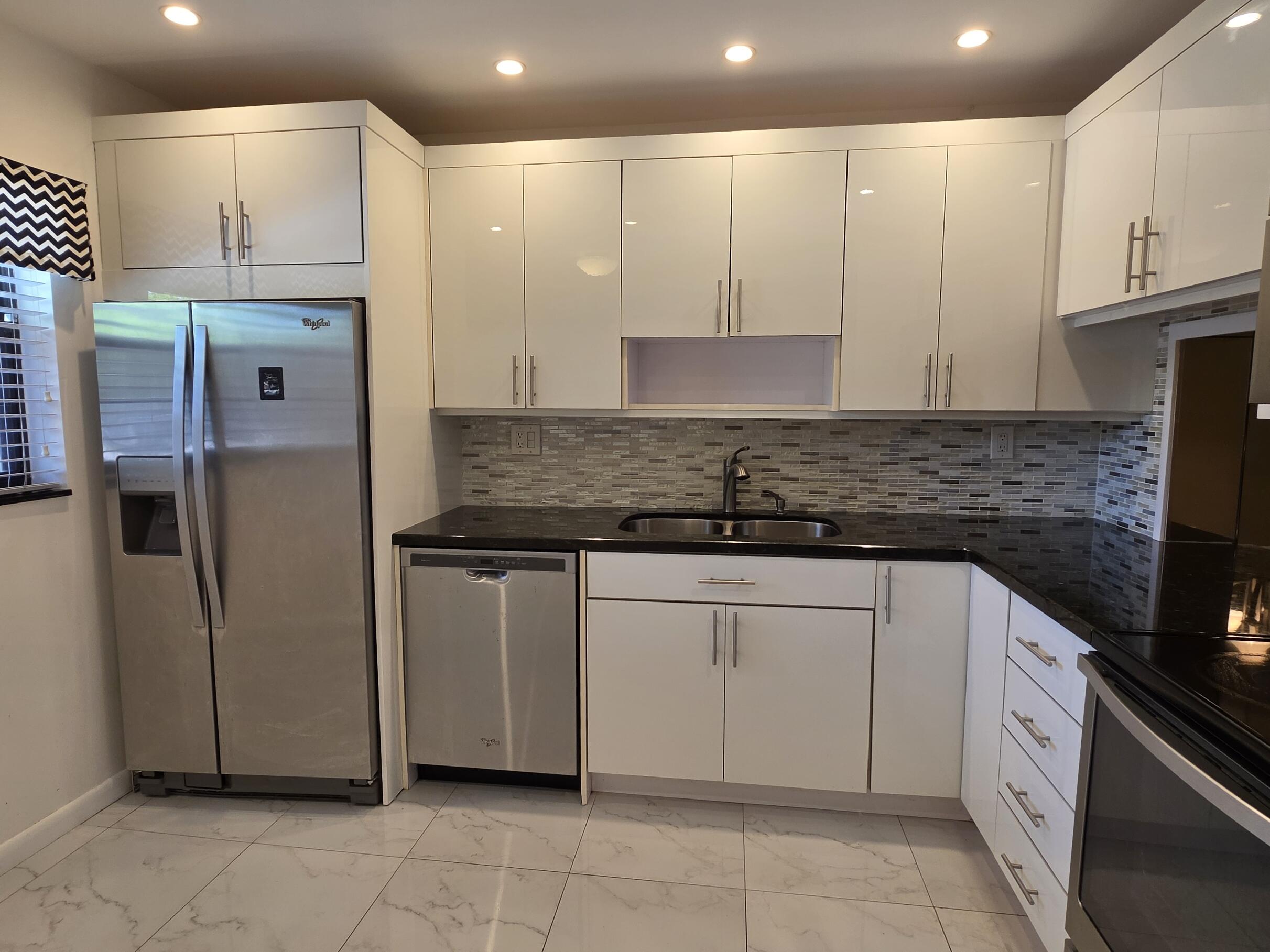 6090 N Sabal Palm Boulevard # 209 — Photo 3