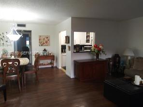 516 Mansfield M # 516 — Photo 3