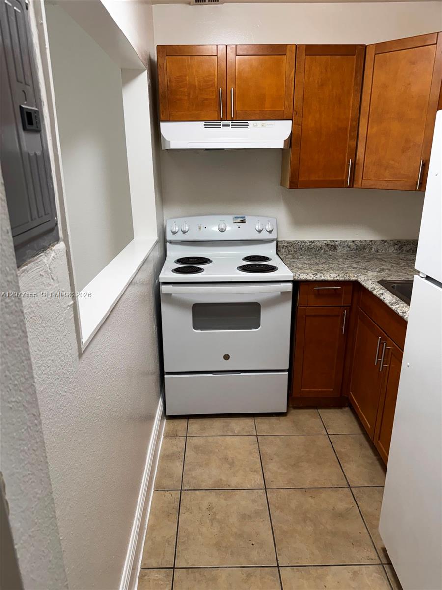 241 SE 9th Ave # 203 — Photo 5