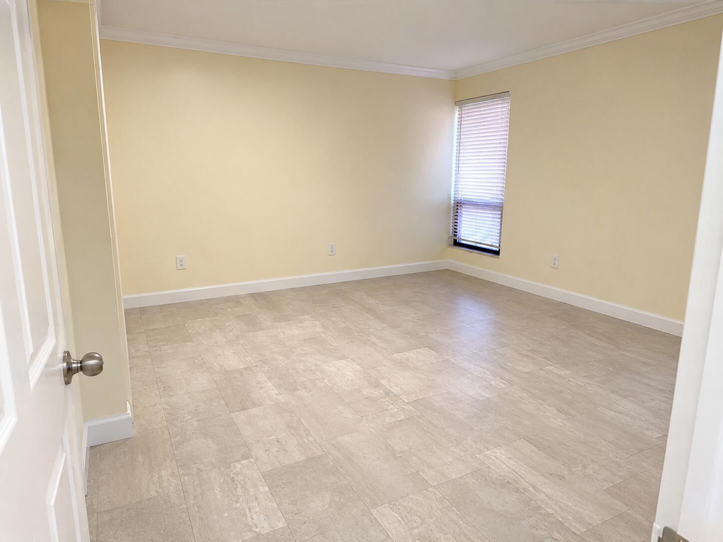 4206 NW 114TH Terrace # 06 — Photo 4