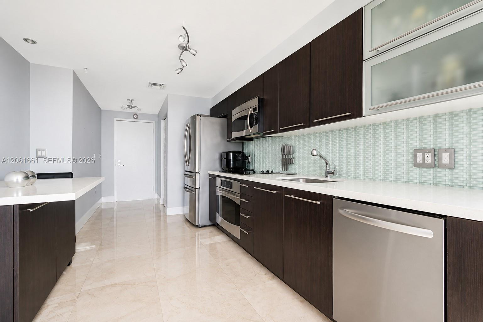 90 SW 3rd St # 3110 — Photo 2
