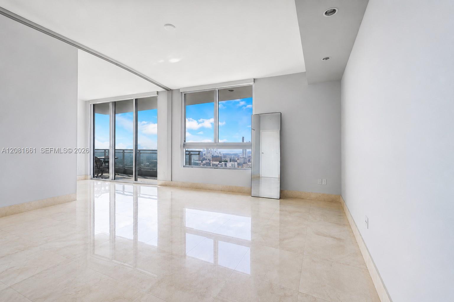 90 SW 3rd St # 3110 — Photo 3