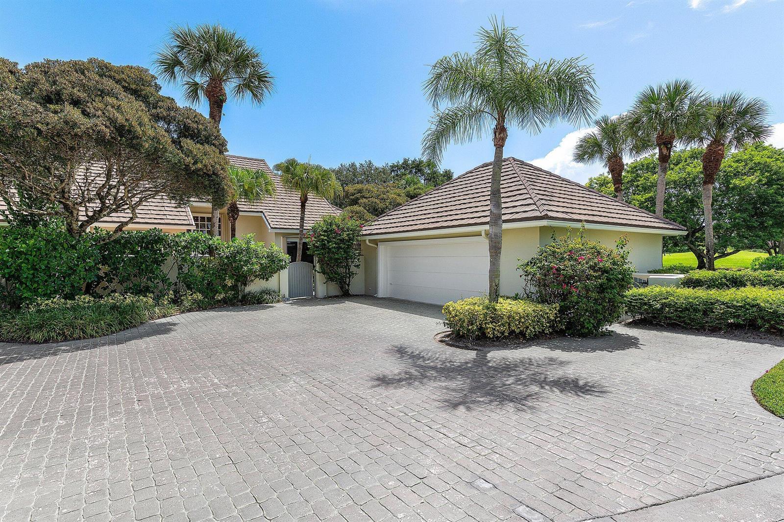 2584 Muirfield Court, Wellington FL 33414