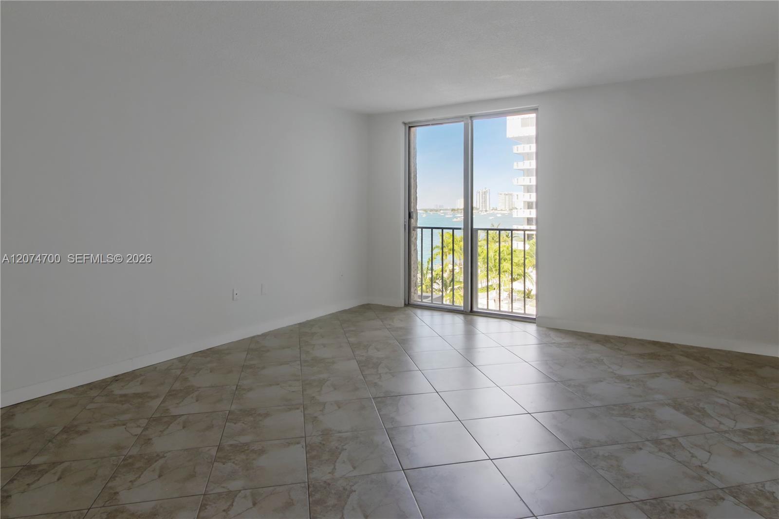 800 West Ave # 509 — Photo 2
