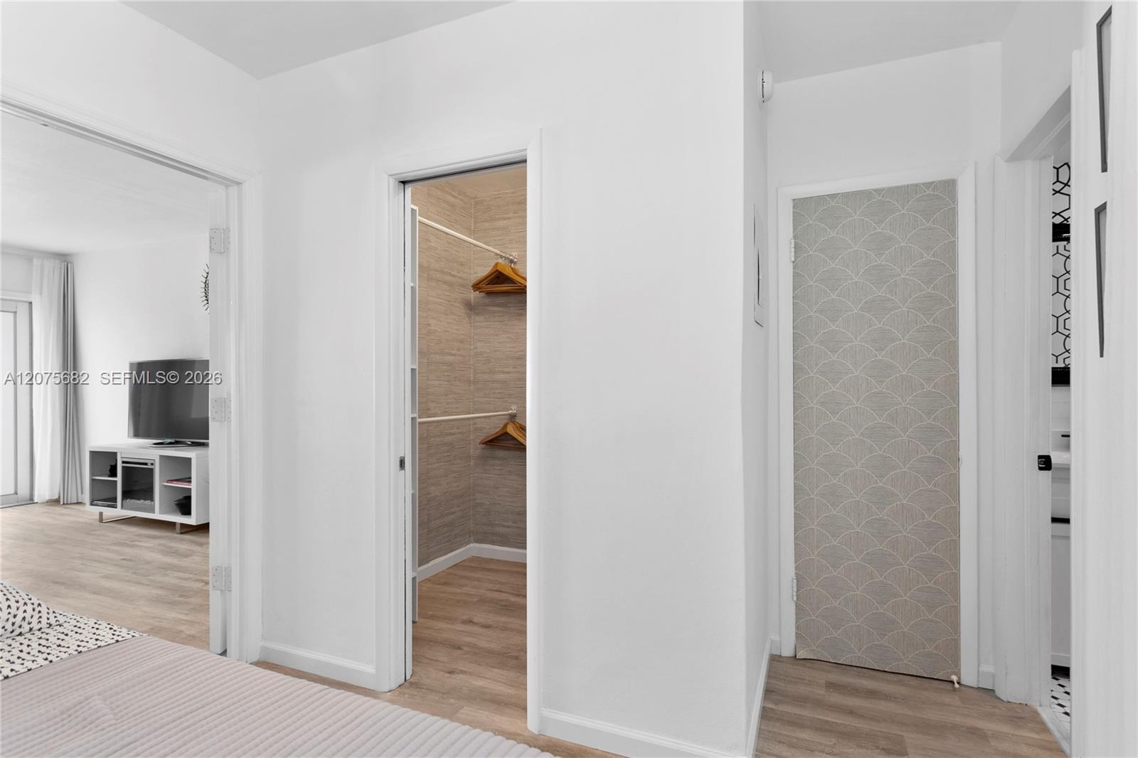 641 Espanola Way # 24 — Photo 2