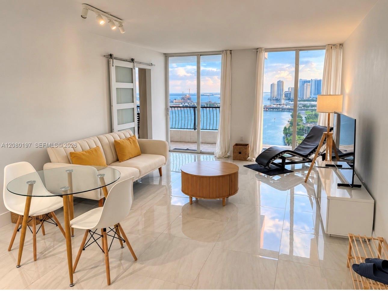 555 NE 15th St # 27K — Photo 2