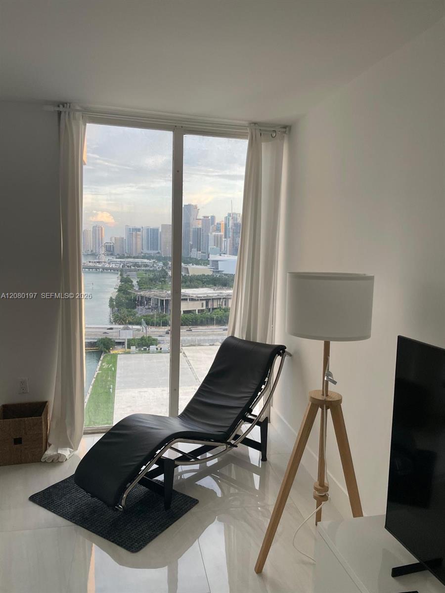 555 NE 15th St # 27K — Photo 3