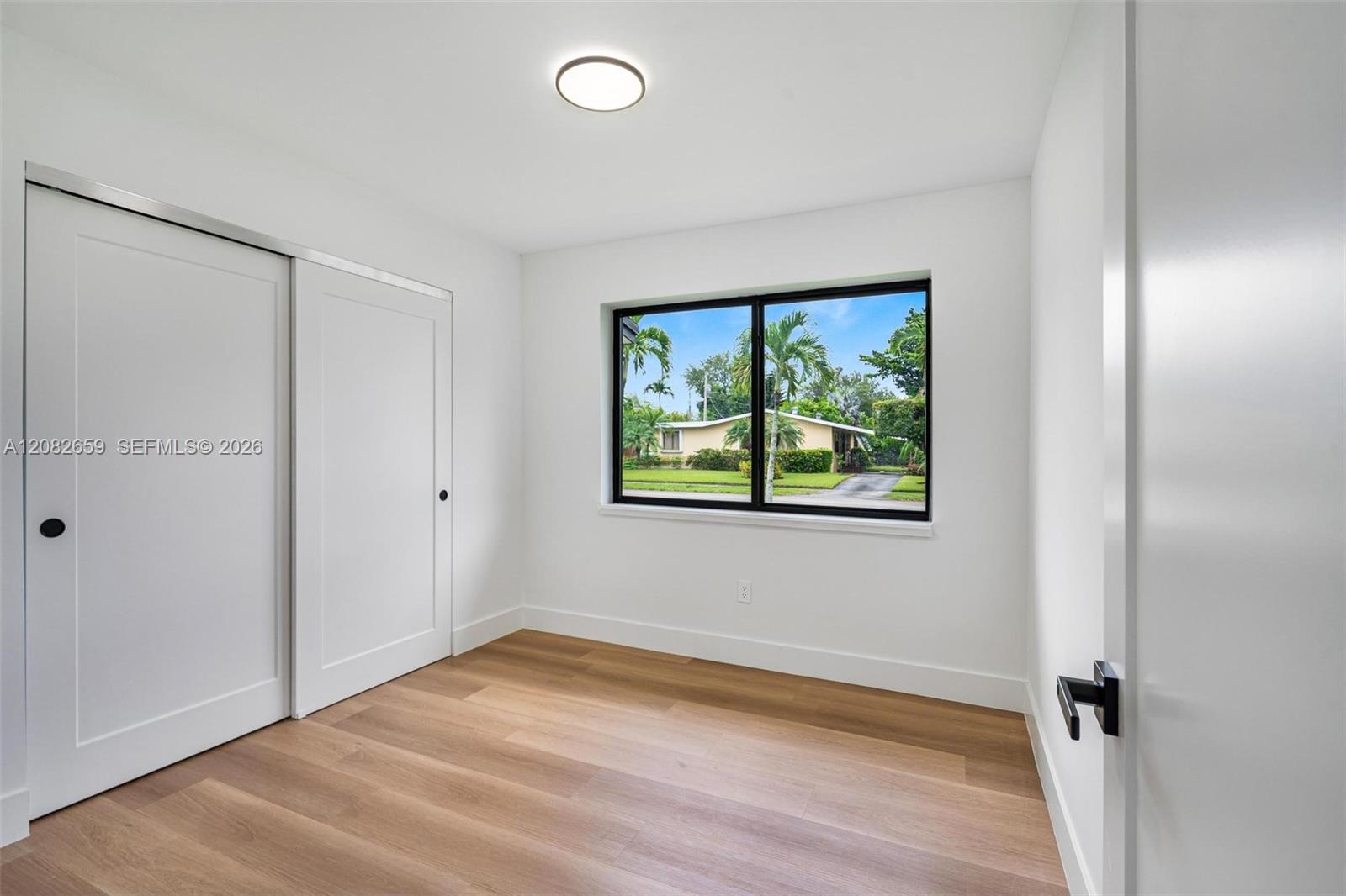 1700 SW 71st Ct — Photo 4