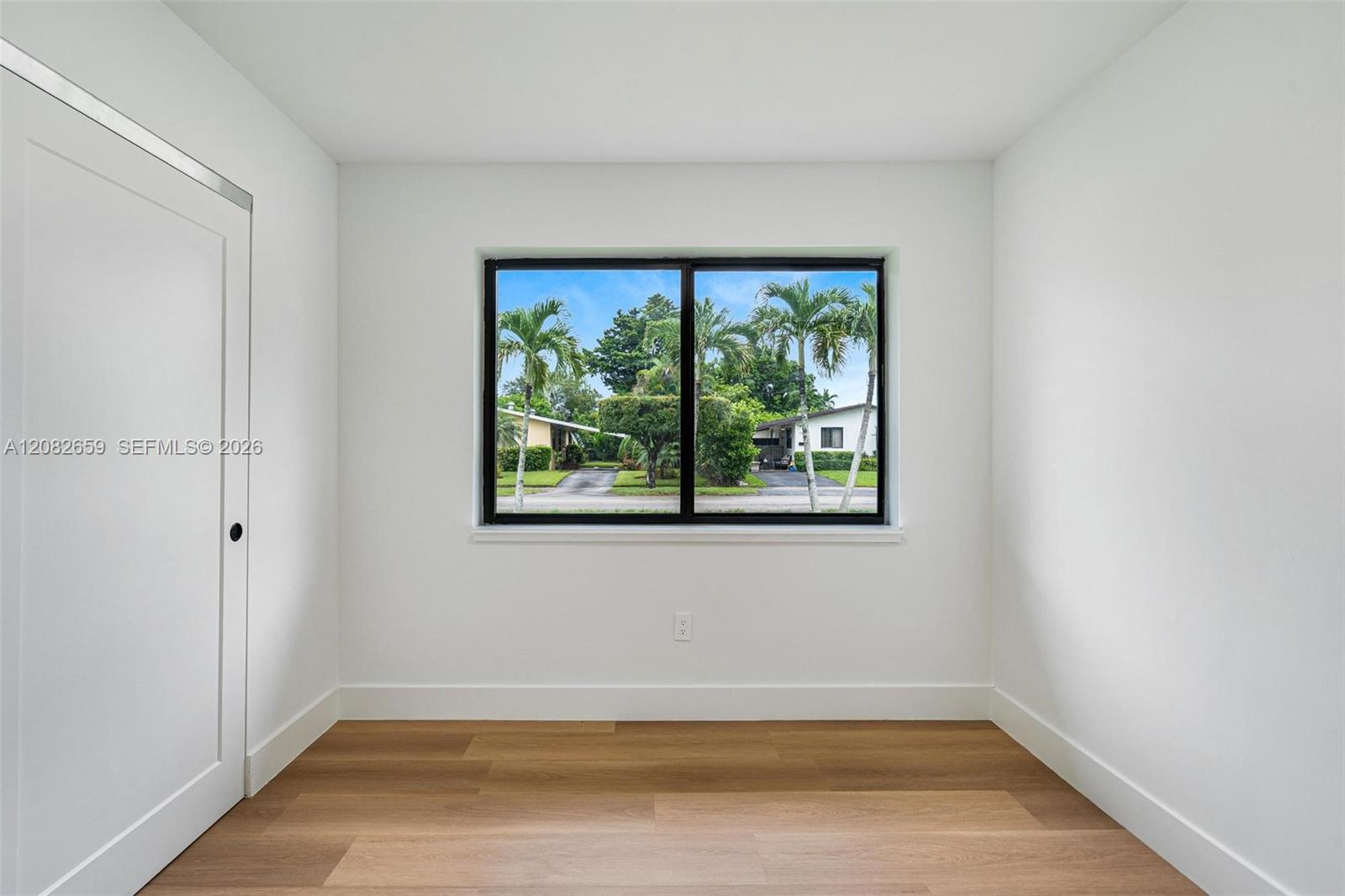 1700 SW 71st Ct — Photo 5