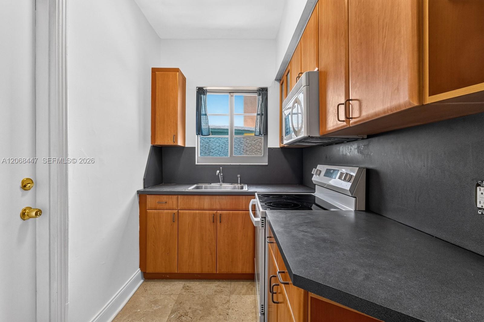 1341 Meridian Ave # 202 — Photo 4