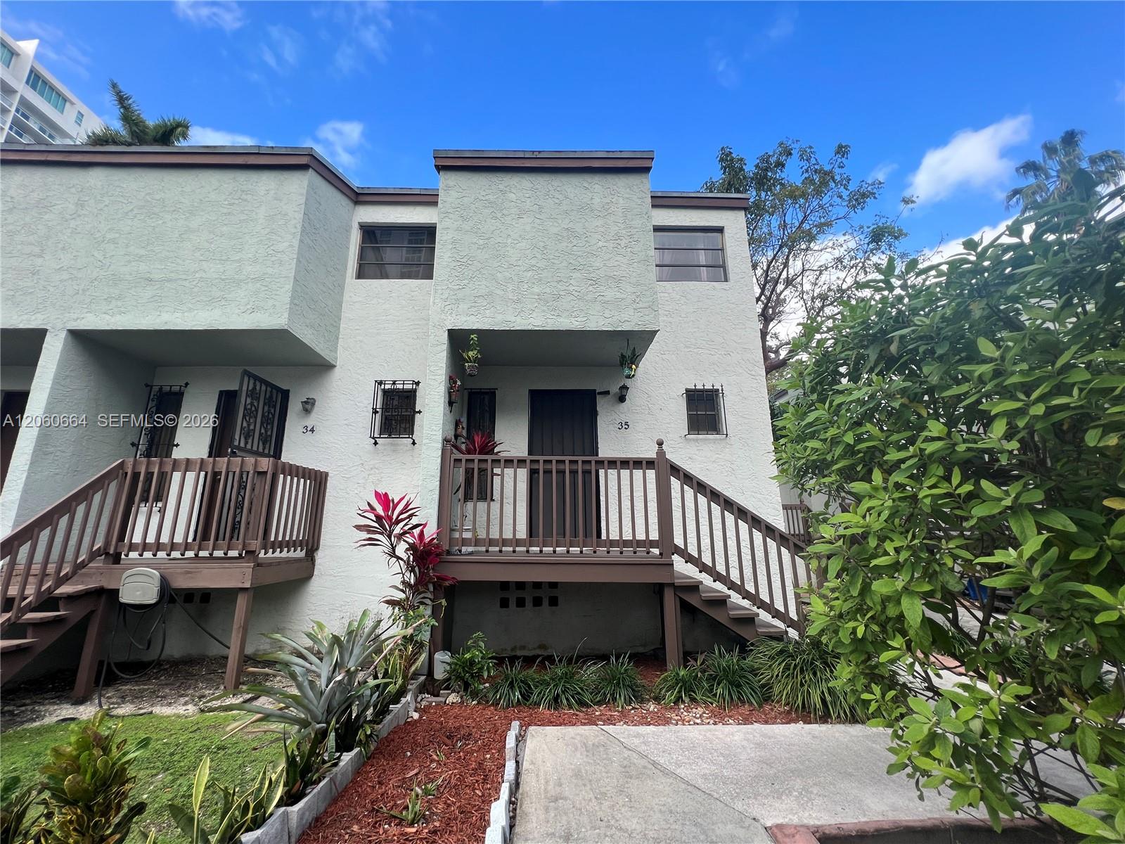 1901 NW S River Dr # 35C, Miami FL 33125