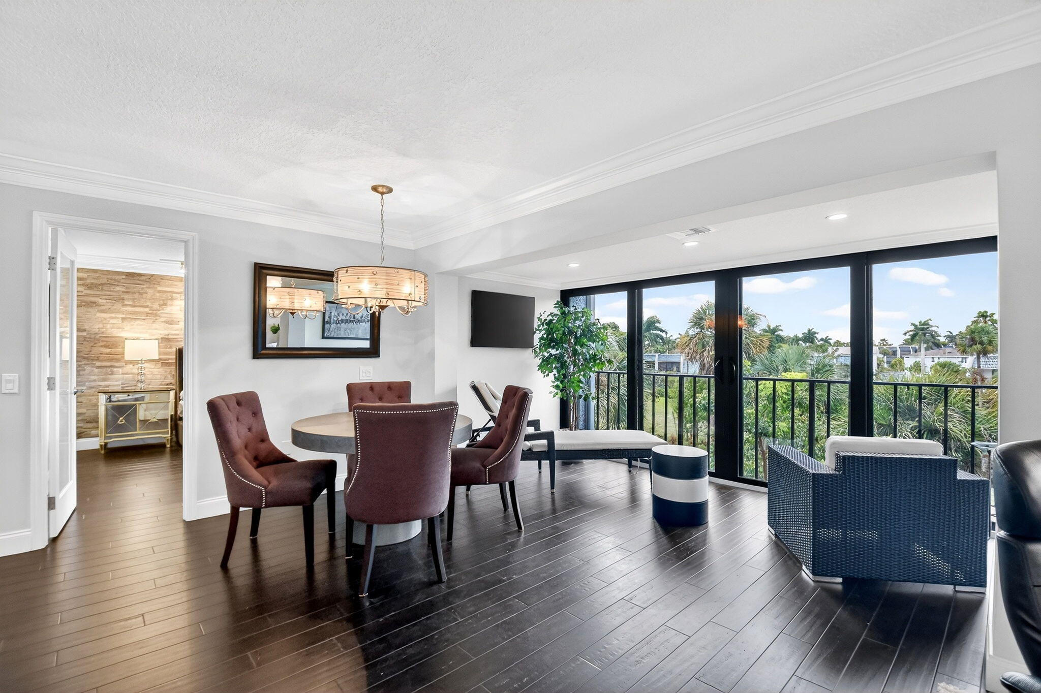 4290 DESTE Court # 303 — Photo 4