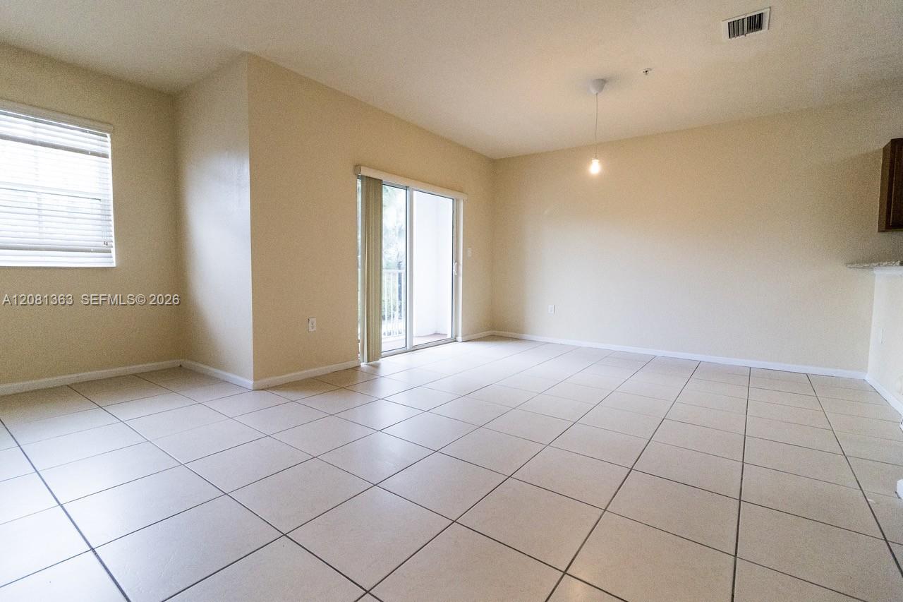 8800 NW 97th Ave # 208 — Photo 5