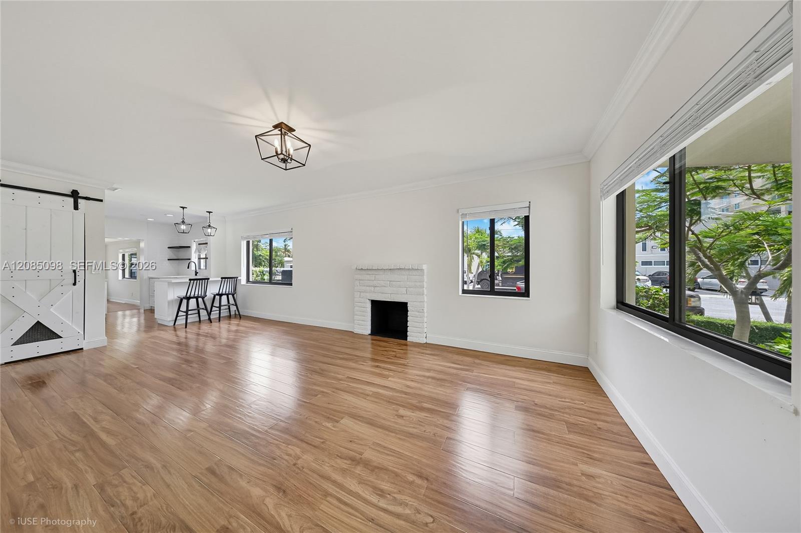 3640 SW 11th St — Photo 4