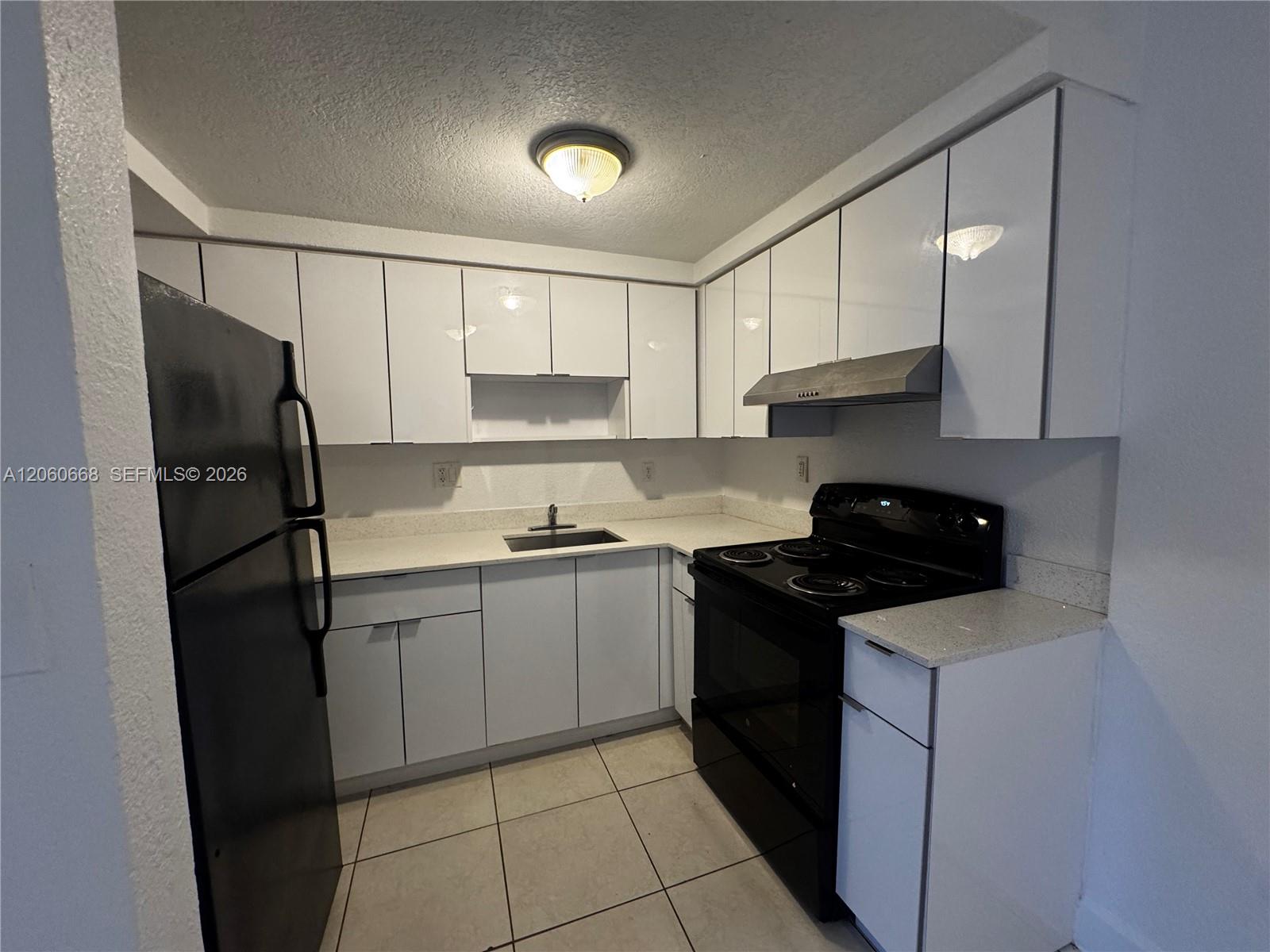 1505 NE 136th St # 10 — Photo 3