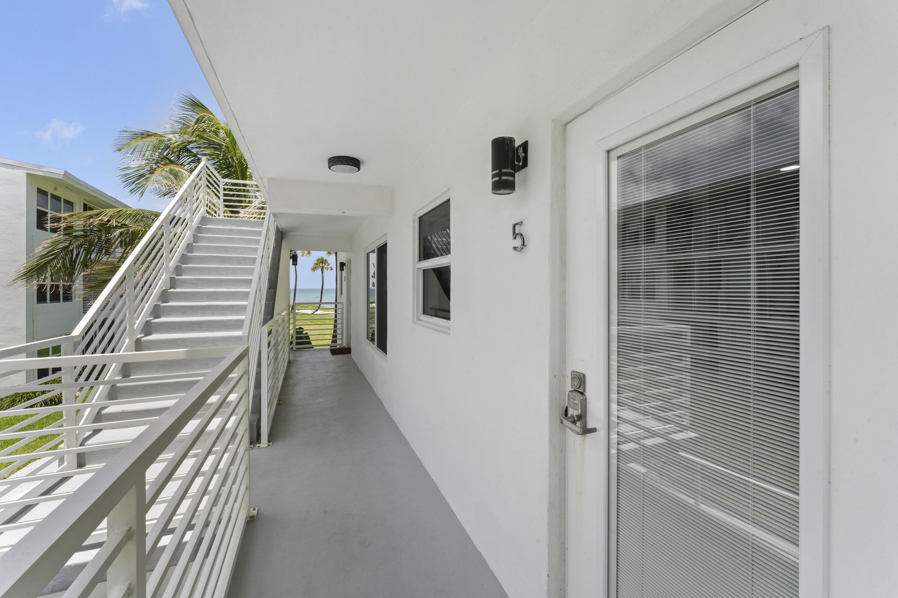 1041 Hillsboro Mile # 5, Hillsboro Beach FL 33062