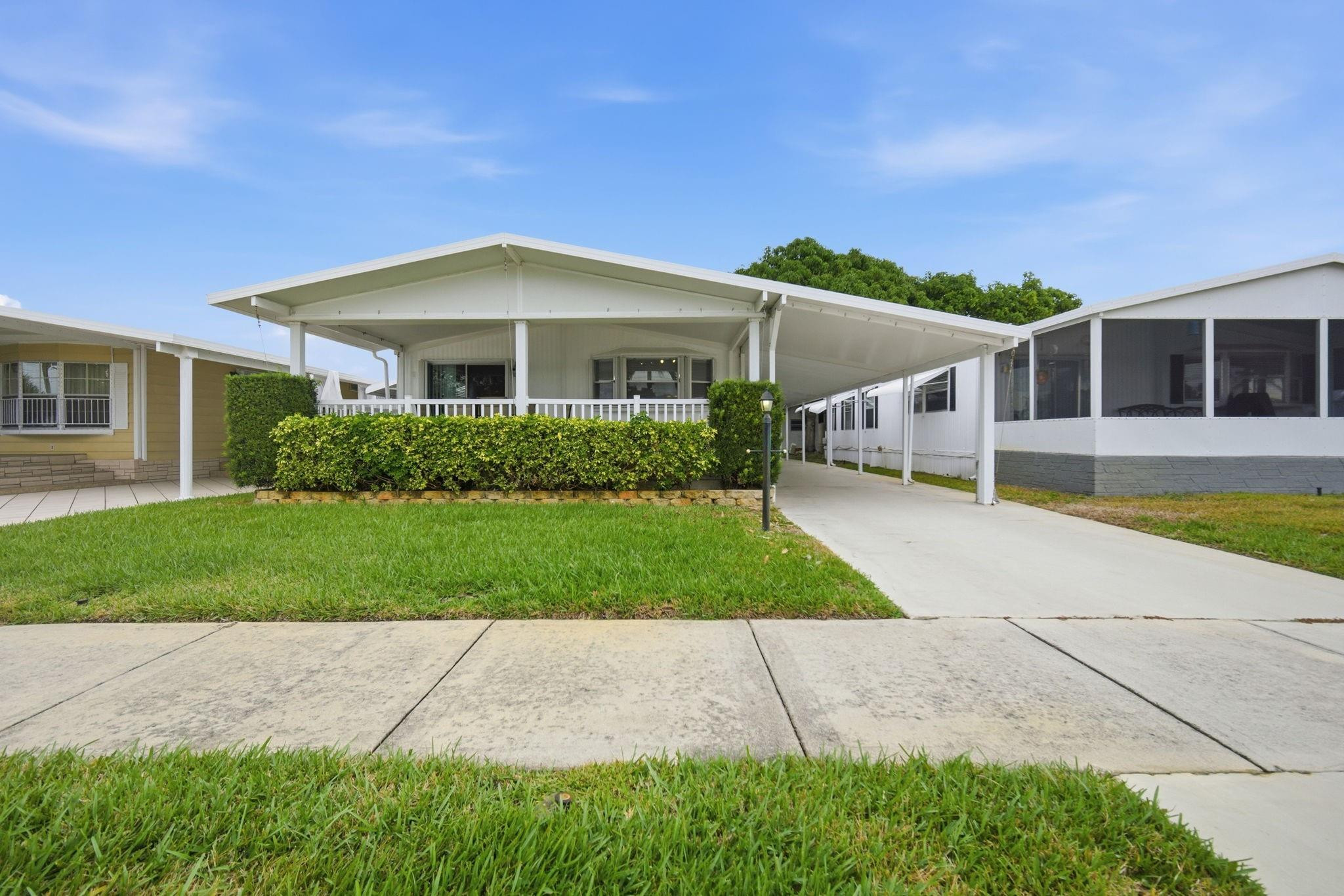 2421 SW 53rd Street, Fort Lauderdale FL 33312