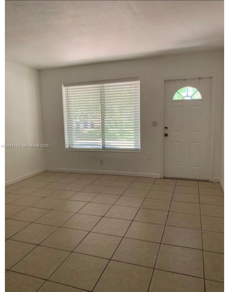 401 SW 8th St # A — Photo 5