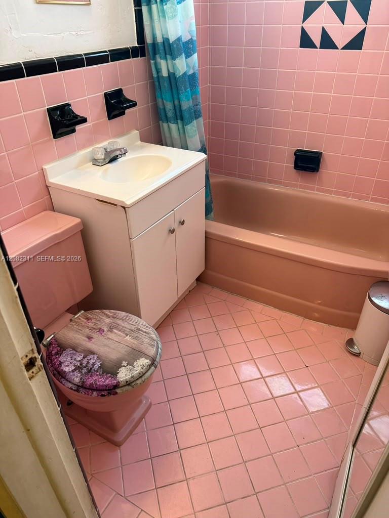 8132 Harding Ave # 9 — Photo 4