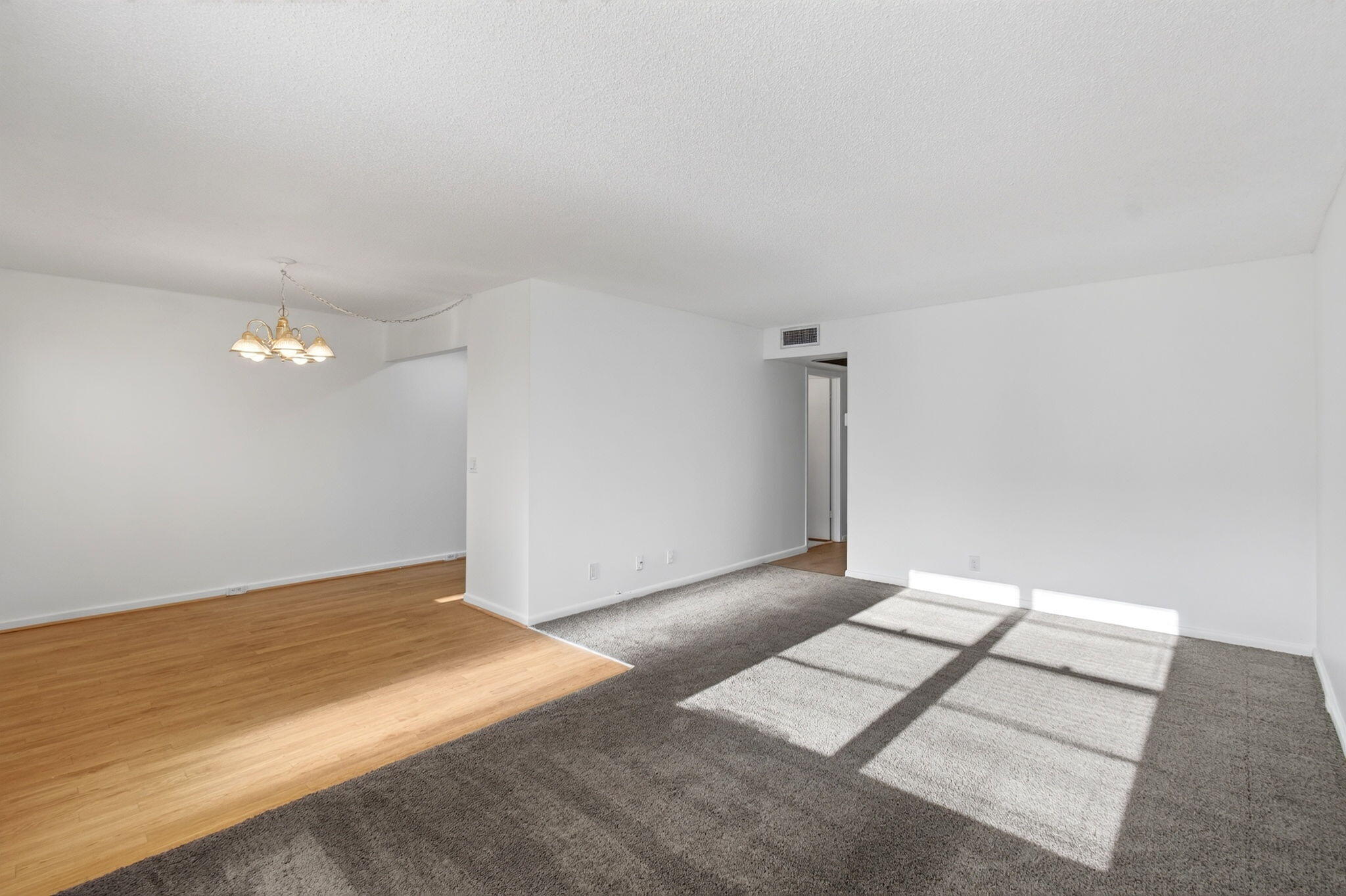 45 DORSET B — Photo 2